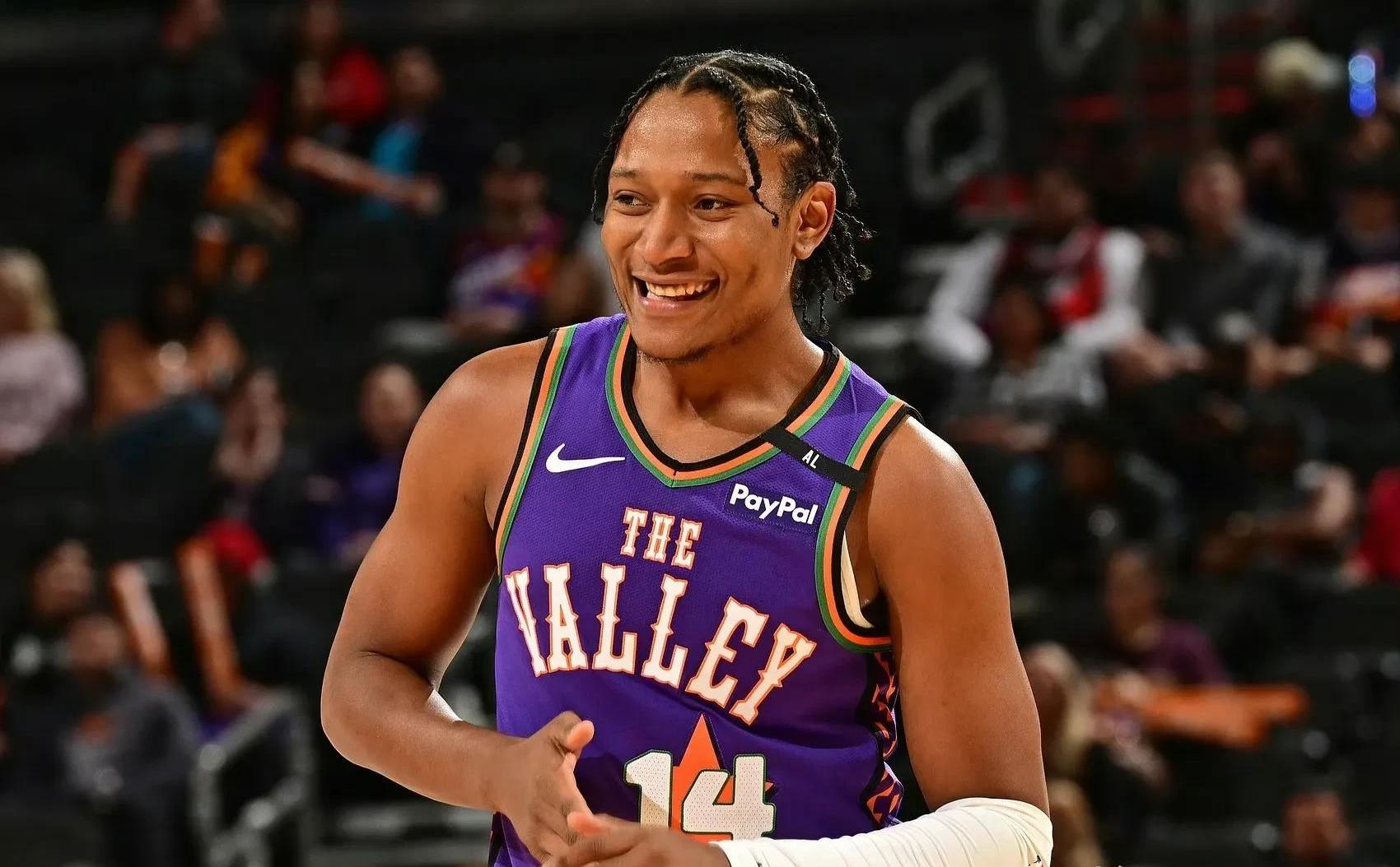 洛杉矶快船发布备战花絮；清晨防线松动；意大利杯任务艰巨；心理建设被强调(渔船5179撞日舰全过程)-九博体育入口