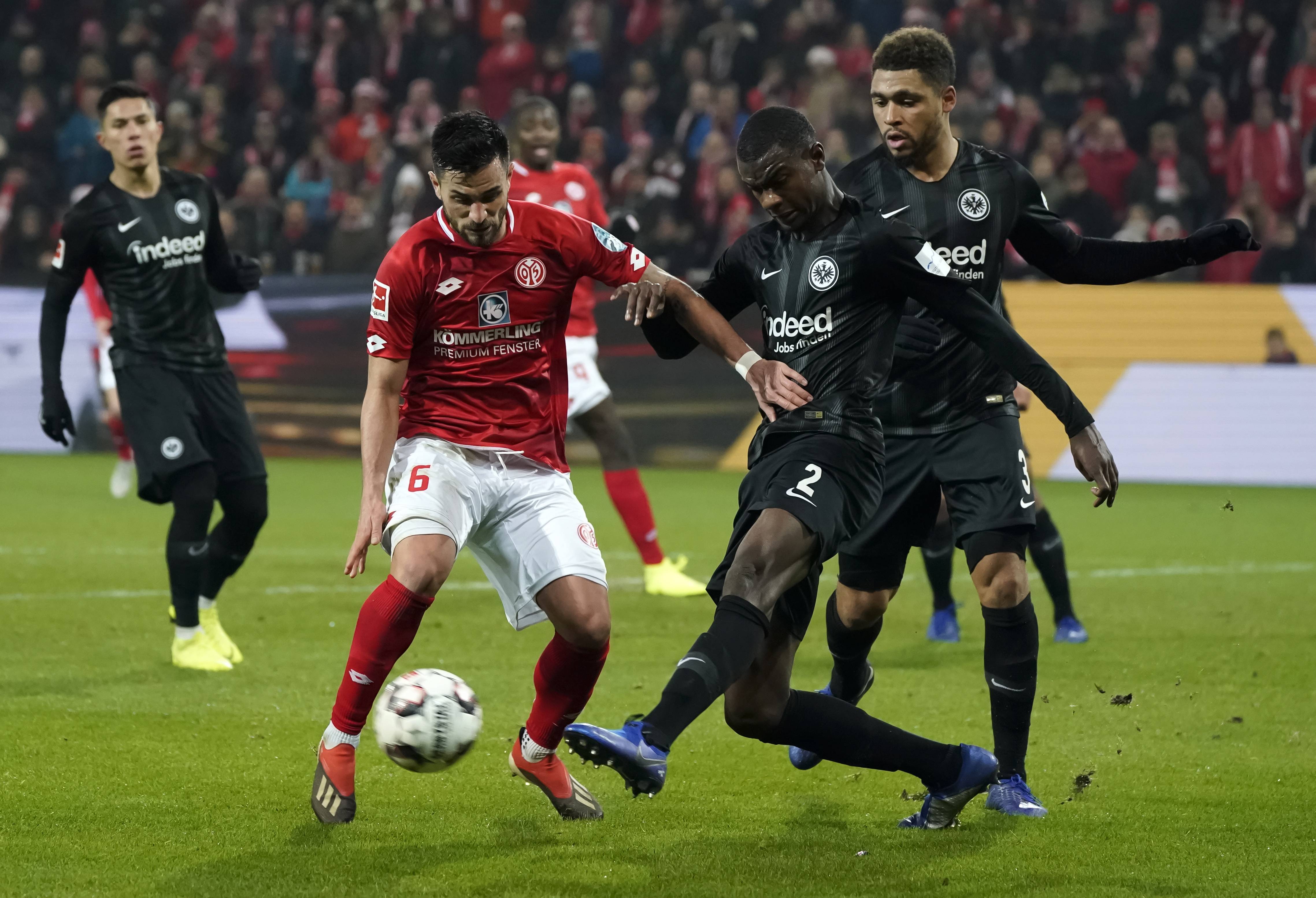 关于法甲倒计时；尼斯清晨复出首秀；细节引发关注；话题不断；阵容厚度经受考验的信息